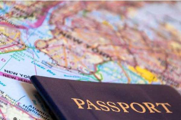 هندی‌ها برای ورود به ایران ویزای فرودگاهی می‌گیرند