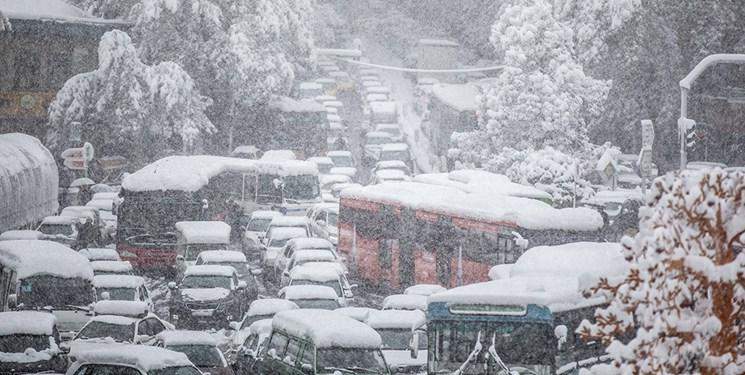 مقصران ترافیکِ برف هفته گذشته تهران برکنار شدند