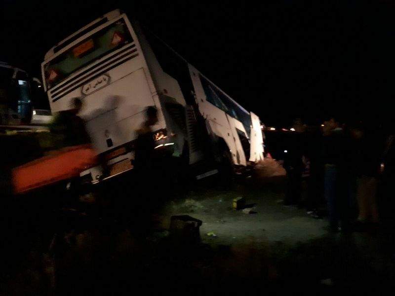 واژگونی اتوبوس در محور زنجان - تبریز/ ۲۵ نفر کشته و مصدوم شدند
