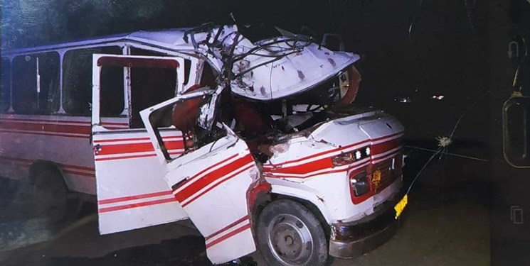 سقوط مینی‌بوس در کامیاران 15 کشته و 8 مصدوم برجای گذاشت