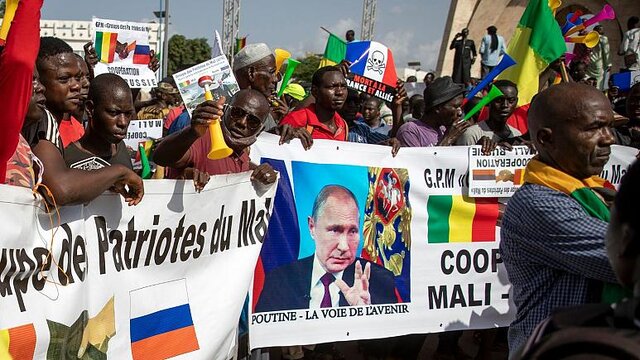 پیشروی روسیه در آفریقا؛ پوتین چگونه در قاره سیاه محبوبیت کسب کرد؟
