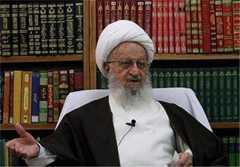 واکنش آیت‌الله مکارم‌شیرازی به اعمال تحر‌یم‌های آمریکا علیه ایران از ۱۳ آبان